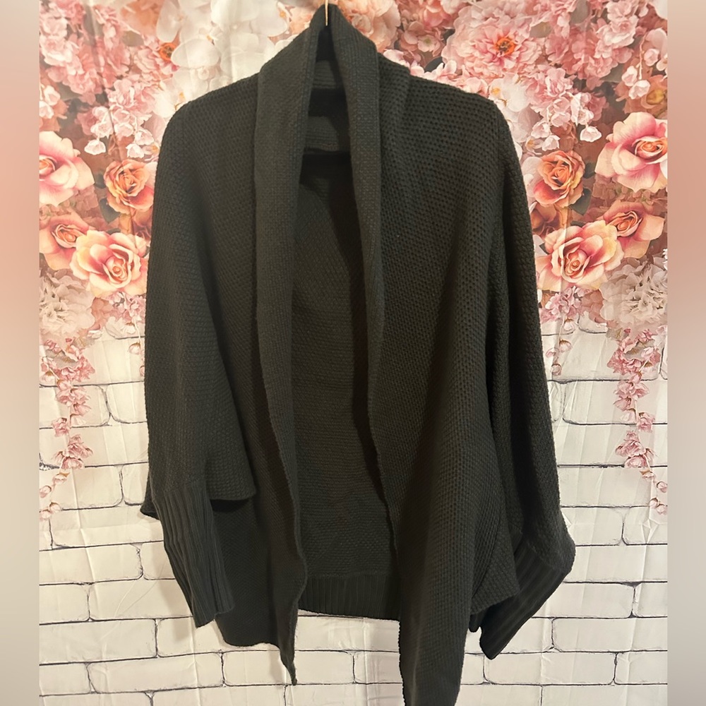Heavy weight cardigan. Bought from Amazon, size Small. Charcoal gray
